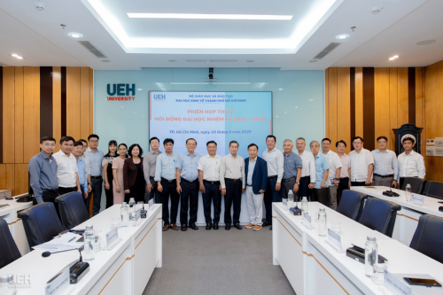 Hội đồng Đại học Kinh tế Thành phố Hồ Chí Minh nhiệm kỳ 2025 – 2030 họp phiên thứ 2: Thống nhất công tác kiện toàn bộ máy và triển khai các đề án chiến lược