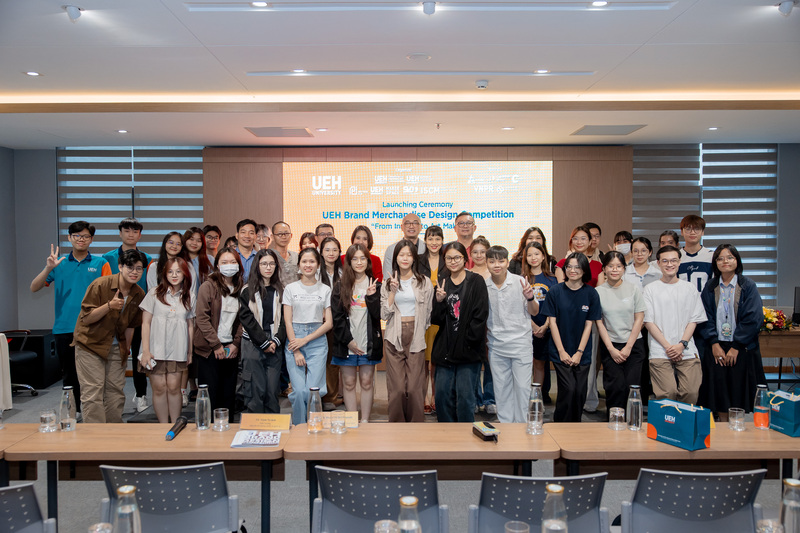 Ueh Merchandise (11)