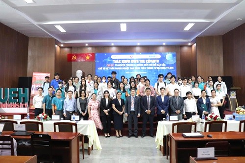 Thảo luận hoạt động hợp tác giữa UEH Mekong – Parker Russell Vietnam – CPA Australia và tọa đàm cùng chuyên gia về “Transfer Pricing và những điểm mới của Thông tư số 99/2025/TT-BTC hướng dẫn chế độ kế toán doanh nghiệp”